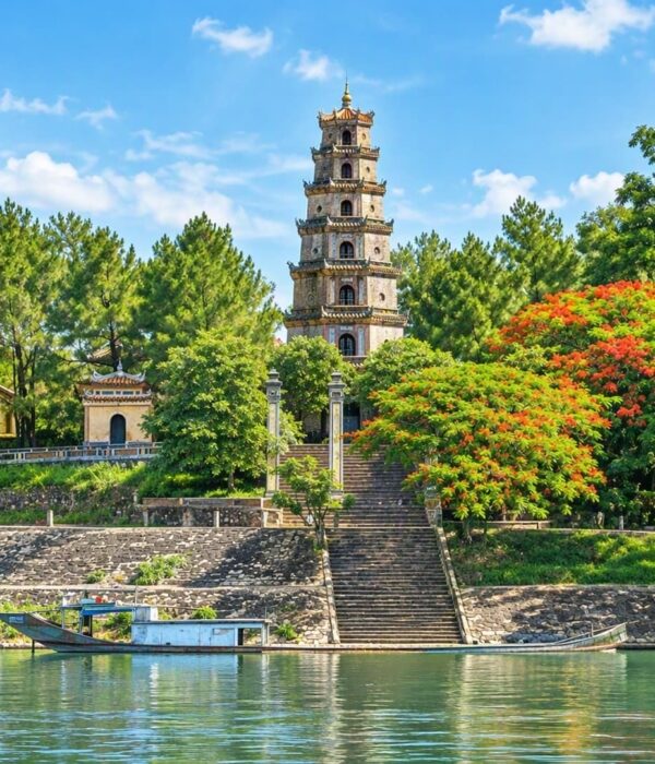 Thien Mu Pagoda - Hue Tour