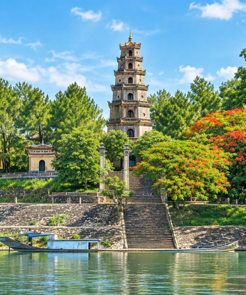 Thien Mu Pagoda - Hue Tour