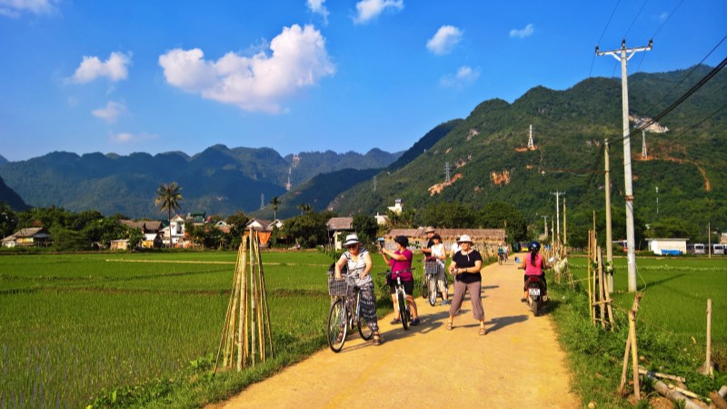Cycling Tour in Mai Chau Valley