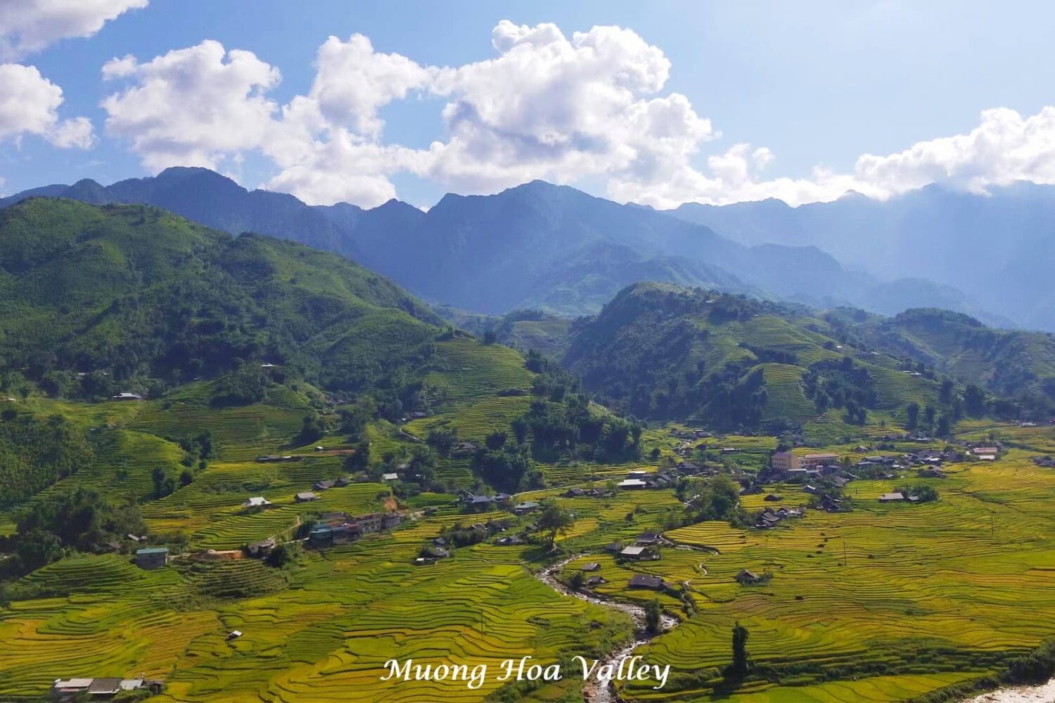 The beauty of Muong Hoa Valley and the terraced rice fields in autumn